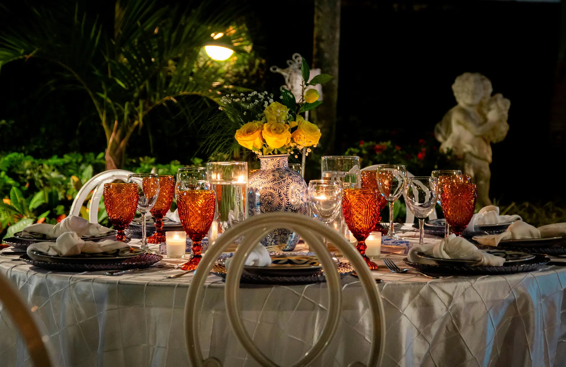 Exklusives Abendessen mit sri lankischer Küche auf einer Luxusreise durch Sri Lanka